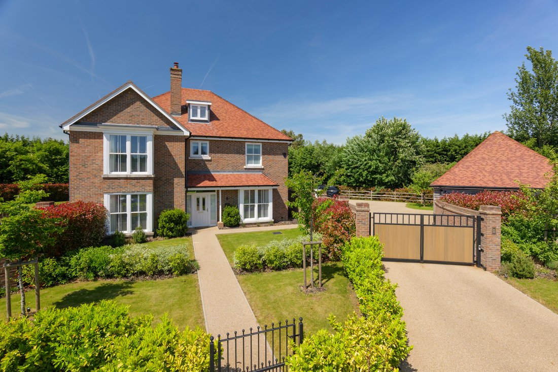 House in Kent, England 1 - 18625874