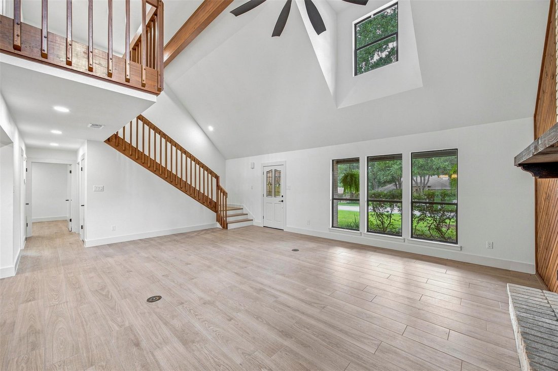 House in Seguin, Texas, United States 5 - 18625414