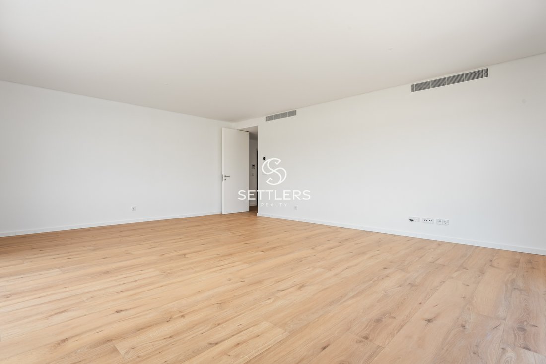 Apartment in Carcavelos e Parede, Lisbon, Portugal 3 - 16621454