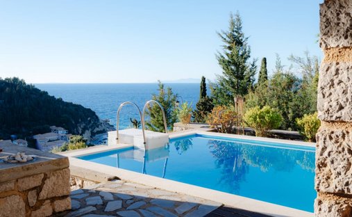 Villa in Agiou Nikita, Peloponnese, Western Greece and the Ionian, Greece 1