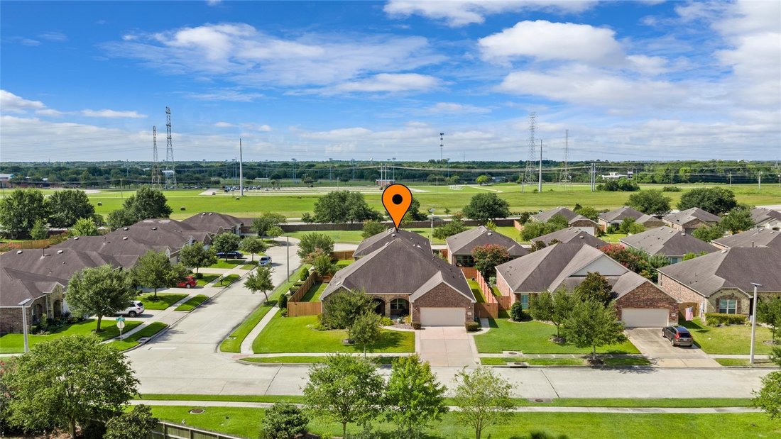 House in League City, Texas, United States 1 - 18625412