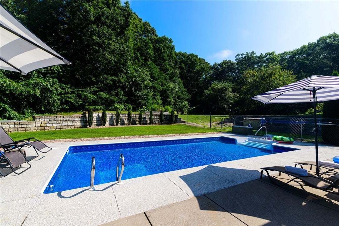 House in Westerly, Rhode Island, United States 4 - 18629020