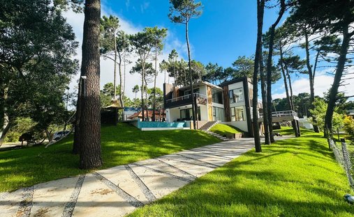 House in Pinamar, Buenos Aires Province, Argentina 1