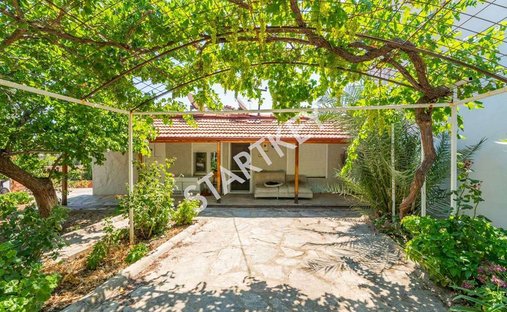 Country House in Bademler, İzmir, Turkey 1