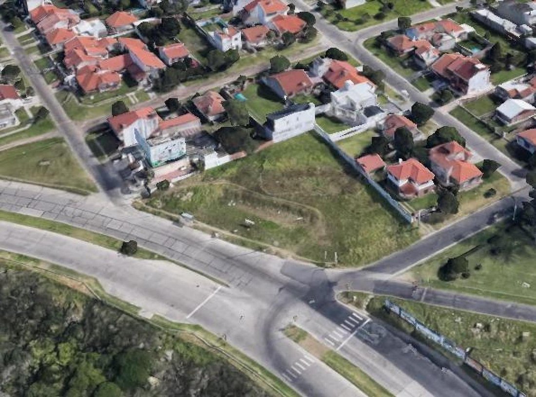 Land in Mar del Plata, Buenos Aires Province, Argentina 4 - 18627005