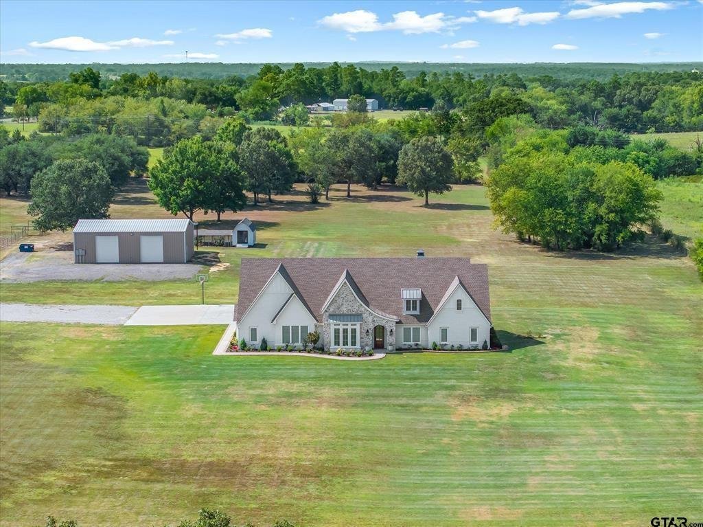 House in Grand Saline, Texas, United States 4 - 18629372