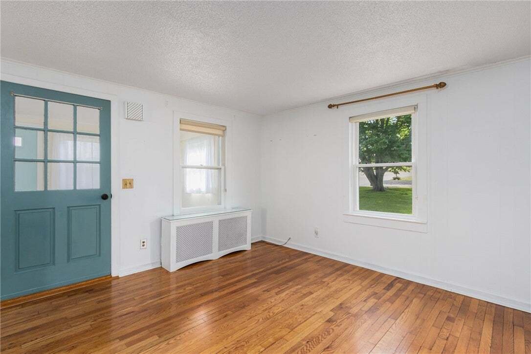 House in Middletown, Rhode Island, United States 4 - 18629021
