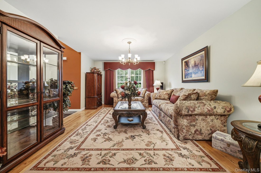 House in Monroe, New York, United States 5 - 18630403