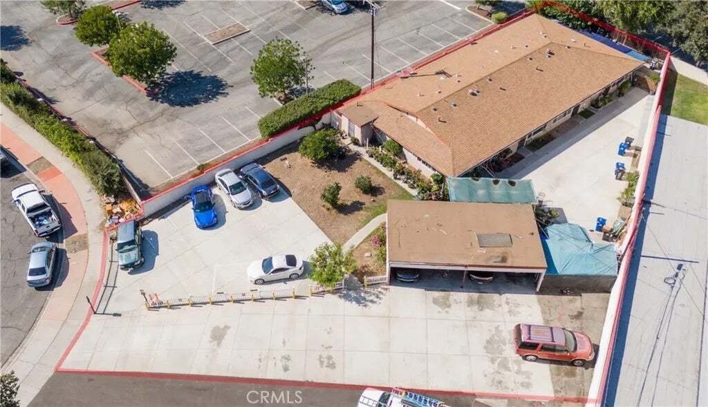 Ontario, California, United States 2 - 18629207