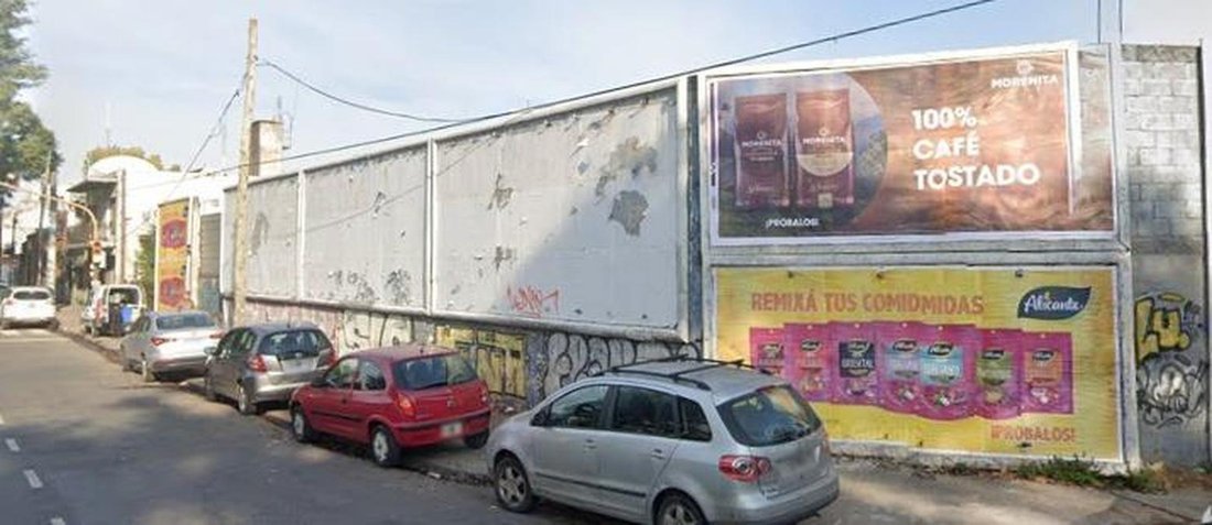 Land in Villa Lynch, Buenos Aires Province, Argentina 4 - 18627135