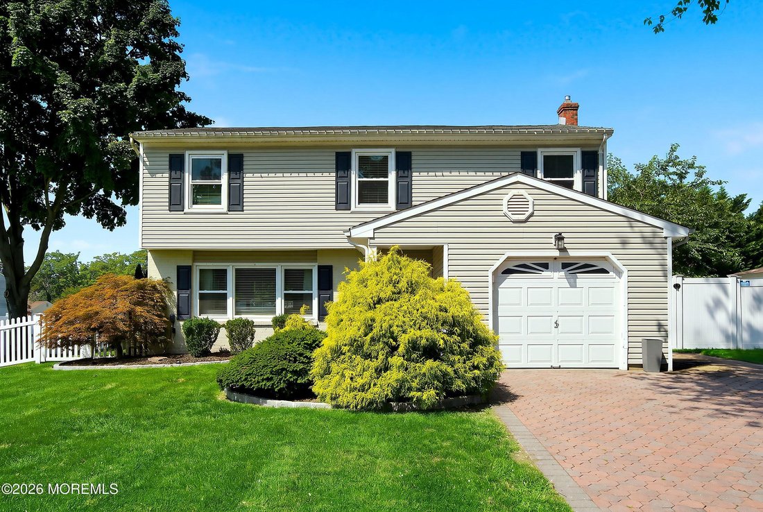 Howell Township, New Jersey, United States 2 - 18626248