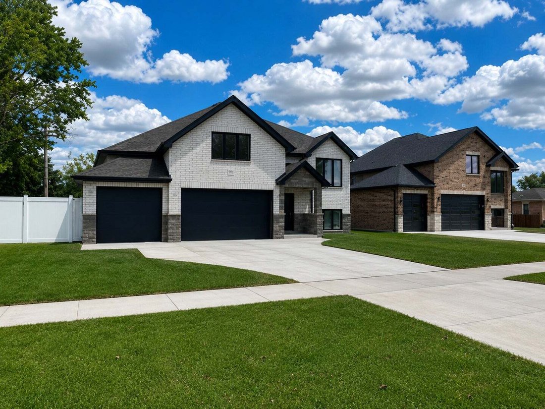House in Bridgeview, Illinois, United States 2 - 18628647