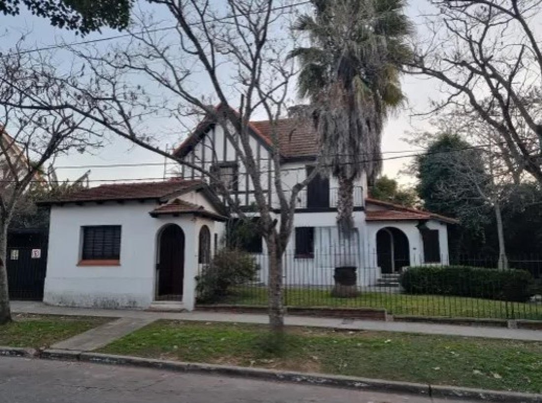 House in City Bell, Buenos Aires Province, Argentina 2 - 18627201
