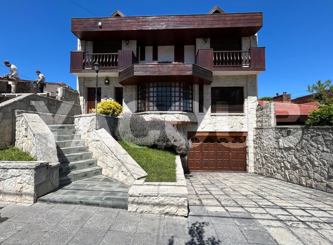 House in Mar del Plata, Buenos Aires Province, Argentina 1 - 18627065