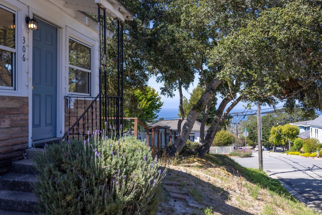 House in Pacific Grove, California, United States 1 - 18627410