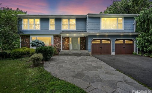 House in South Brunswick Township, New Jersey, United States 1