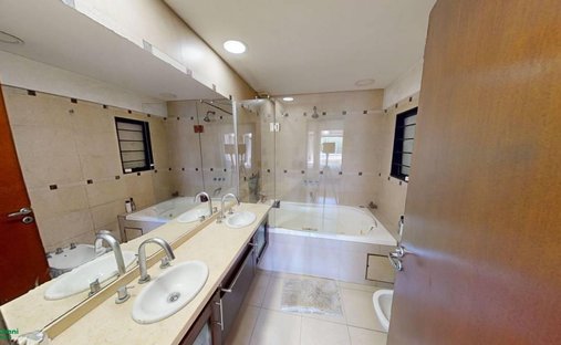 Condo in Buenos Aires, Buenos Aires, Argentina 1