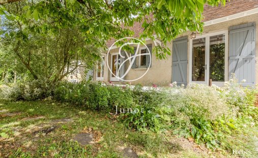 House in Villiers-sur-Loir, Centre-Val de Loire, France 1