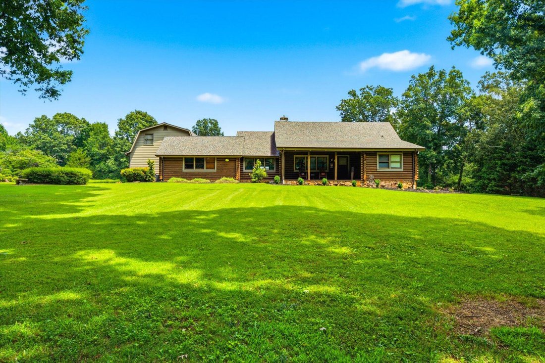 Englewood, Tennessee, United States 2 - 17470257