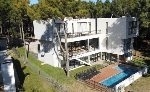 House in COSTA ESMERALDA, Buenos Aires Province, Argentina 1