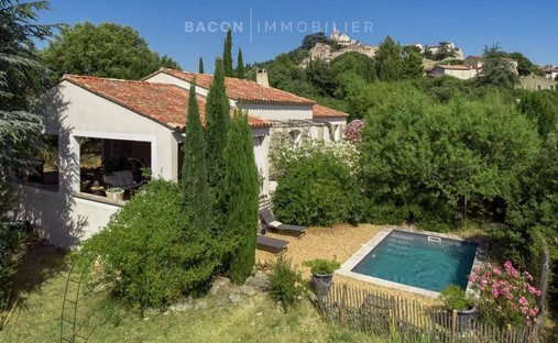 House in Bonnieux, Provence-Alpes-Côte d'Azur, France 1
