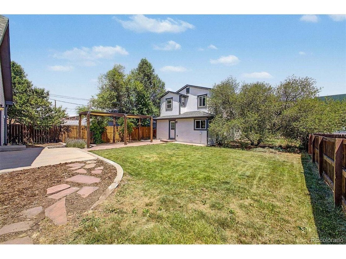 House in Lakewood, Colorado, United States 2 - 18455602