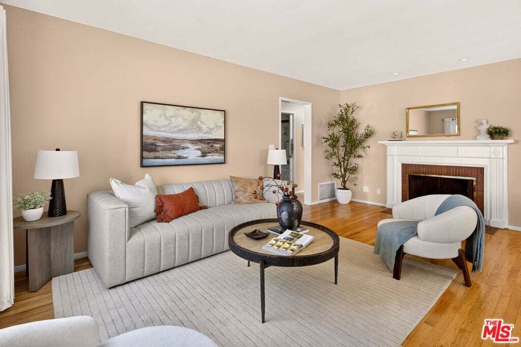 House in Los Angeles, California, United States 3 - 18629332