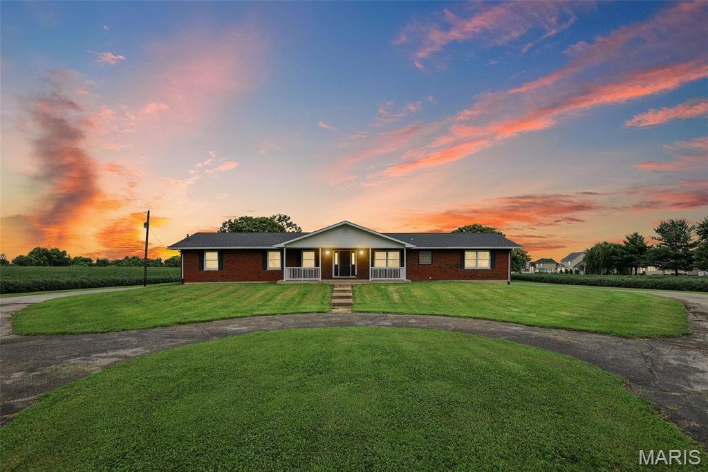 House in Maryville, Illinois, United States 1 - 18628269