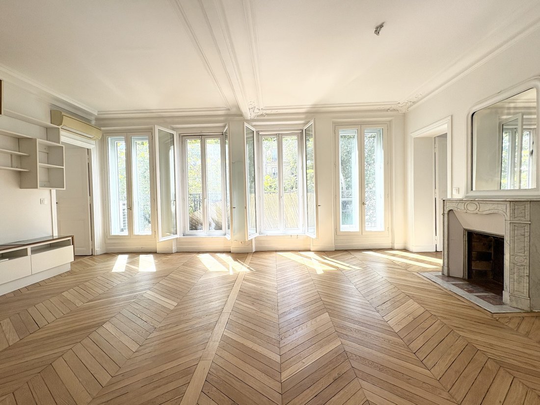 Apartment in Clignancourt-Jules Joffrin, Paris 18e Arrondissement, Paris 5 - 18628665