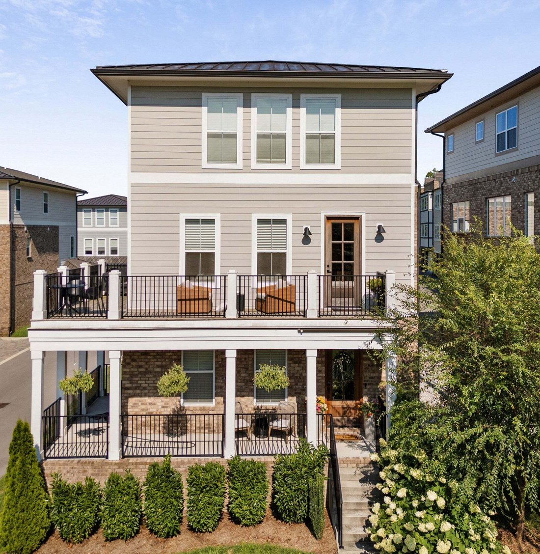 Co Op in Nashville, Tennessee, United States 1 - 18554602
