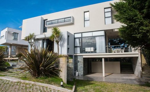 House in Cariló, Buenos Aires Province, Argentina 1
