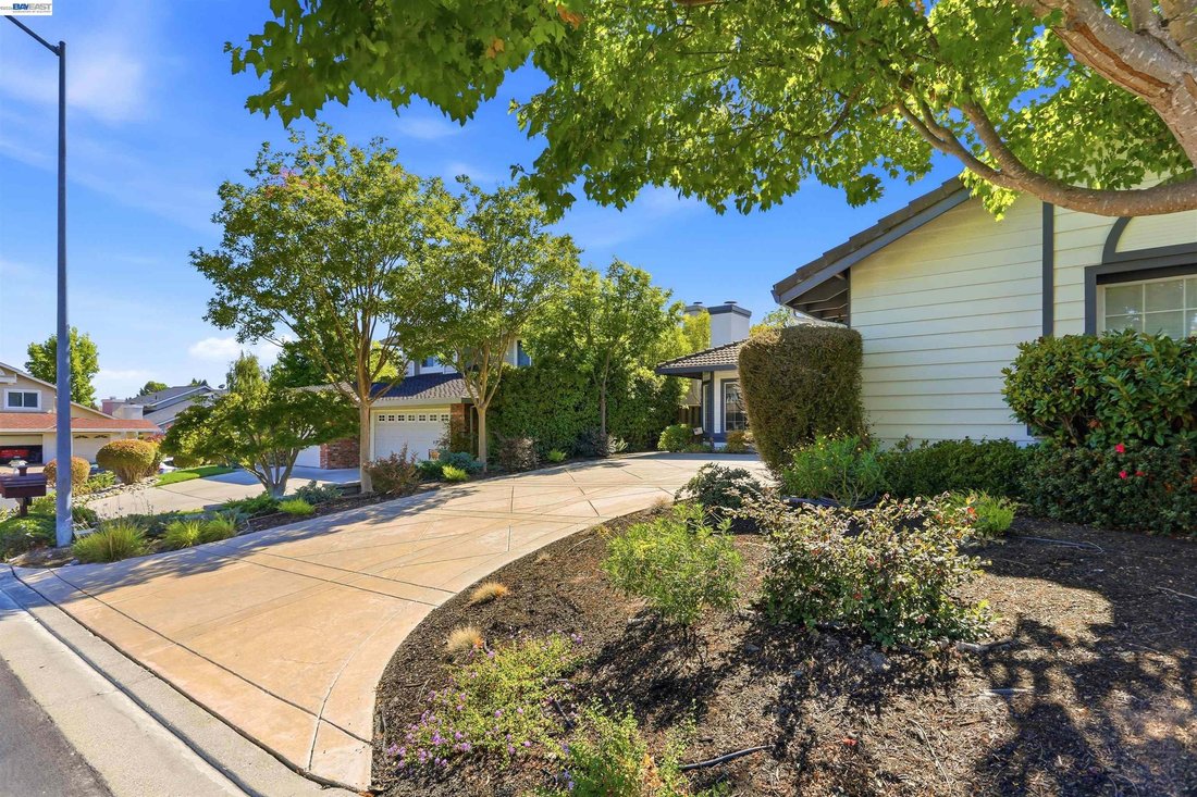 House in San Ramon, California, United States 4 - 18615696