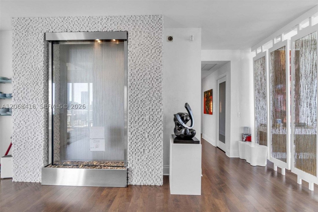 Condo in Miami, Florida, United States 5 - 18628358