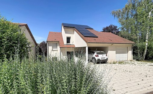 House in Grangier, Dijon, France 1