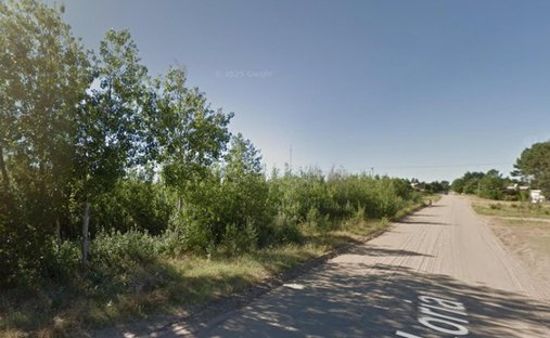 Land in Ostende, Buenos Aires Province, Argentina 1