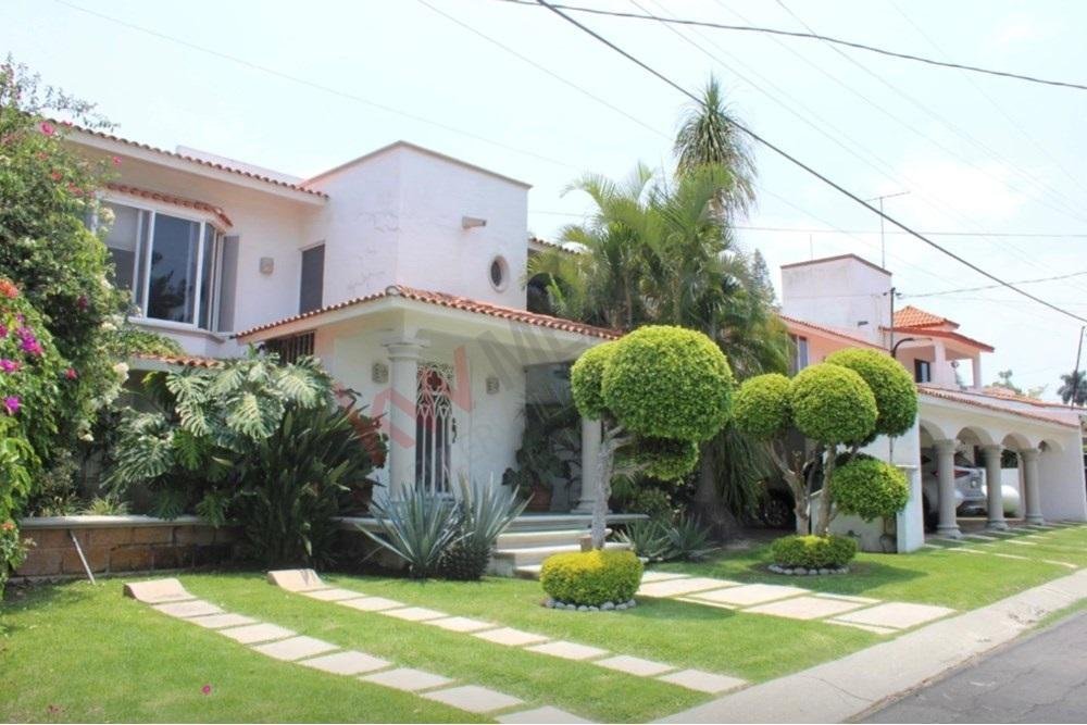 House in Lomas de Cocoyoc, Morelos, Mexico 1 - 18627720