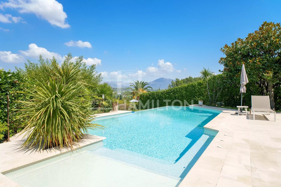 Villa in Valbonne, Provence-Alpes-Côte d'Azur, France 1 - 18630061