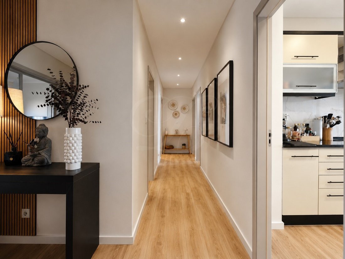 Apartment in Alcabideche, Lisbon, Portugal 2 - 18629958