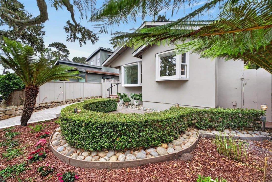 House in Pacific Grove, California, United States 5 - 18629470