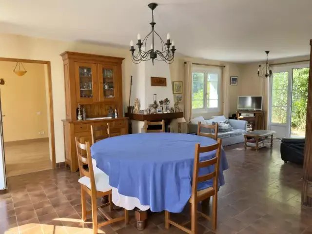 House in Zone Urbaine, Arradon, France 4 - 18576811