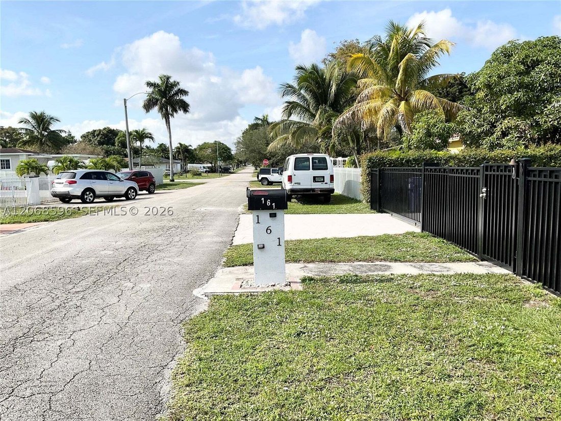 House in Miami, Florida, United States 2 - 18628360