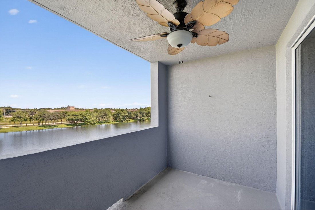 Condo in Boynton Beach, Florida, United States 2 - 18629727