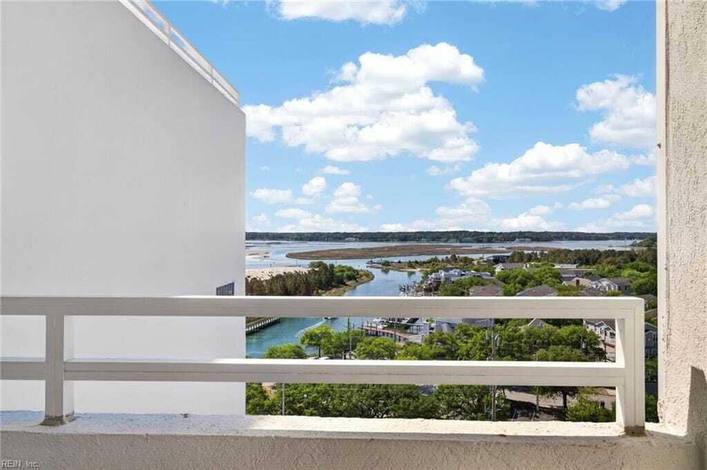 Condo in Virginia Beach, Virginia, United States 5 - 18628285
