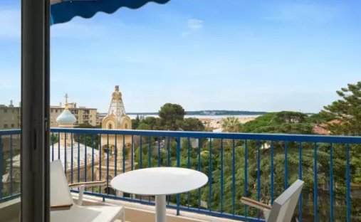Apartment in Cannes, Provence-Alpes-Côte d'Azur, France 1