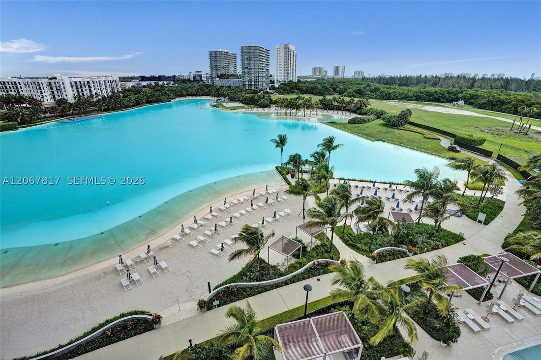 Condo in North Miami Beach, Florida, United States 3 - 18628349