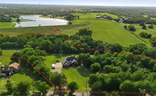 House in Midlothian, Texas, United States 1