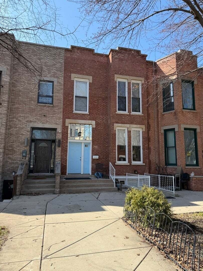 Chicago, Illinois, United States 2 - 18628599