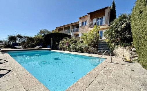 House in Bois Fleuri-Chevre d'Or-Saint Philippe, Biot, France 1