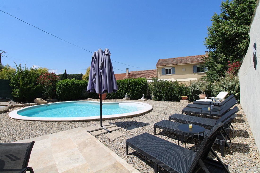 Villa in Saint-Rémy-de-Provence, Provence-Alpes-Côte d'Azur, France 1 - 18630263