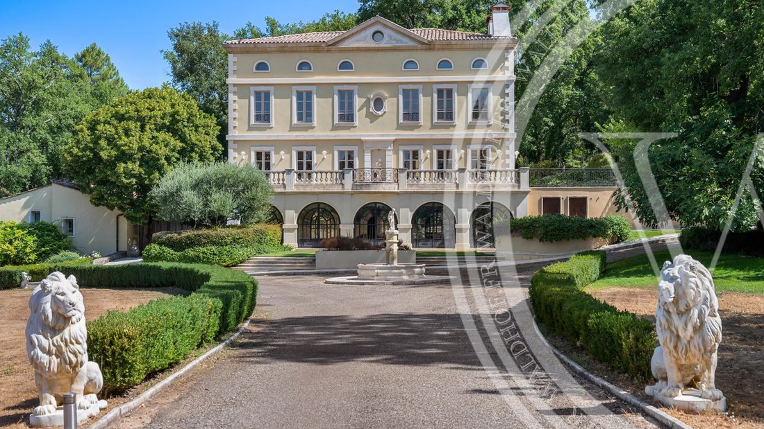 Estate in Callian, Provence-Alpes-Côte d'Azur, France 2 - 18626473